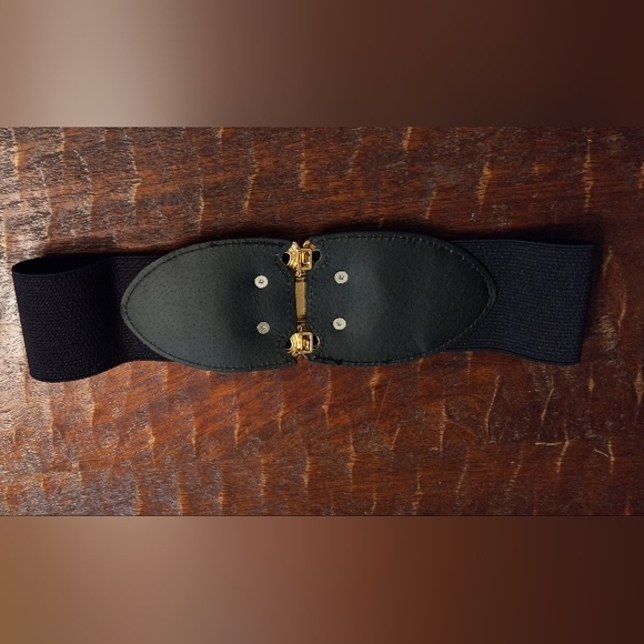 Evolutionary faux leather belt - Picture 4 of 4